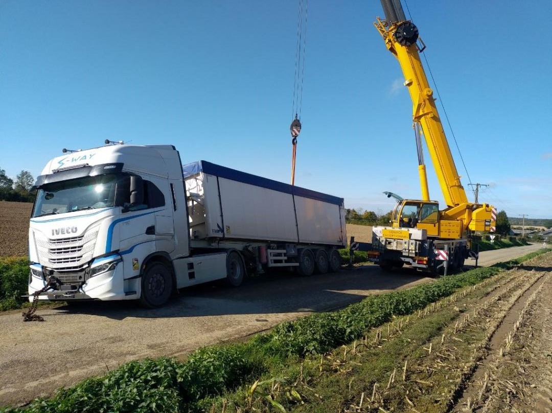 Location de grue avec chauffeur Falaise
